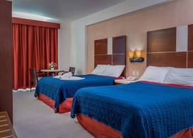 Hotel Baluartes 4