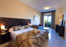 Blue Waves Resort 4