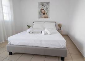 Hesperia Apartments 2