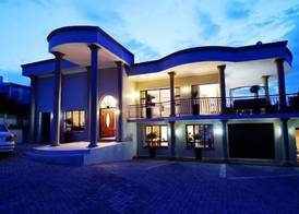 Sanchia Luxury Guest House 2
