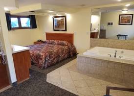 Black Hawk Motel & Suites 5