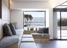 The Alex Monte Kastella, Santikos Collection 3