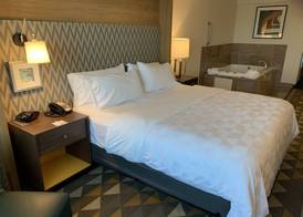 Holiday Inn MARTINSBURG by IHG 5