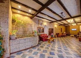 House of Dracula Hotel 4
