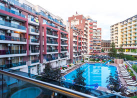 Admiral Plaza Apartments 4