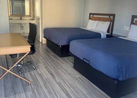 Clover motel 3
