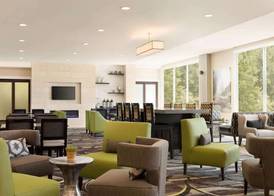 La Quinta Inn & Suites by Wyndham Burlington 3