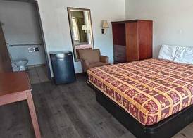 Albuquerque Inn Near Airport I 40 4