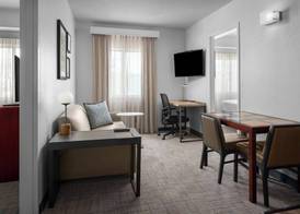 Residence Inn by Marriott San Antonio Six Flags at The RIM 4