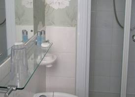 The Raincliffe Hotel 3
