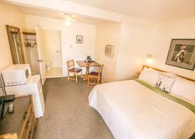 Mountain Springs Motel 2