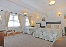 The Courtyard Guesthouse B&B 3