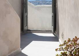Kastro Mansion 2