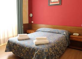 Club Hotel 5