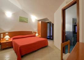 Hotel La Marina 4