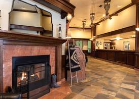 Oxford Suites Pendleton 3