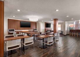 Microtel Inn & Suites by Wyndham 2