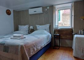 Cozy En-suite Rm on Dumanica 2