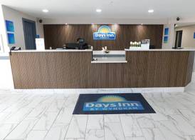 Days Inn by Wyndham Effingham 4