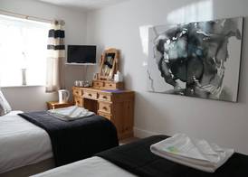 Eyre Court Hotel 3