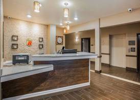 Super 8 by Wyndham Altoona 2
