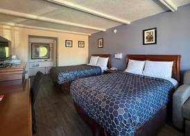 Econo Lodge Galax 5