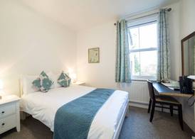 OYO Lonsdale Guest House 3
