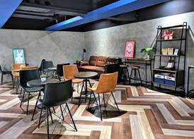 Holo Hotel Tainan 4