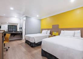 Hotel H-Wood 2