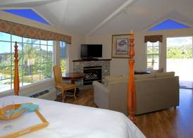 Malibu Country Inn 4