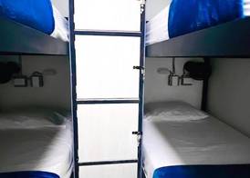 Kromatic Hostel 5