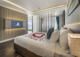 Canvas Danang Beach Hotel 4