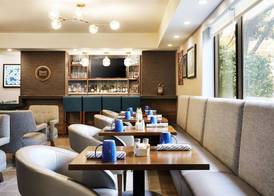Four Points by Sheraton Chicago Westchester/Oak Brook 3