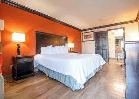Days Inn by Wyndham Oklahoma City/Moore 5