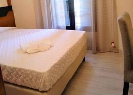 HOTEL DOZZA 2