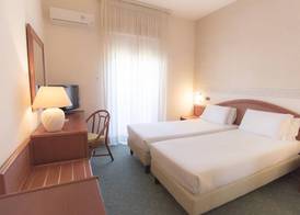 Hotel Riva Del Sole 5
