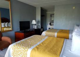 Days Inn by Wyndham Richmond 3