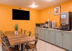 Inn At Moss Landing Point 2