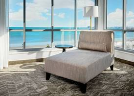 SpringHill Suites by Marriott Boston Logan Airport Revere Beach 5