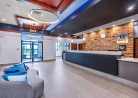 Quality Inn & Suites 4