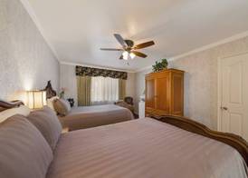 Carmel Inn & Suites 5