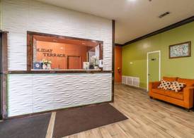 Holiday Terrace Motel 5