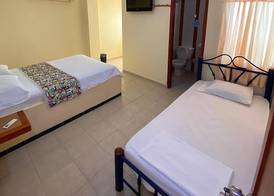 Hostal Solymar 5