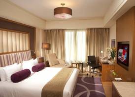 Radisson Blu Hotel Indore 5