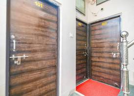 Fabexpress Royal Palace Inn 3