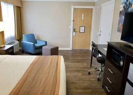 Best Western China Lake Inn 4