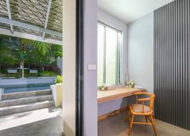 CRAFT Resort & Villas, Phuket Town - scheduled shuttle to Phuket Old Town 4
