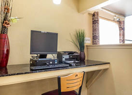 Quality Inn Warsaw I-40 4