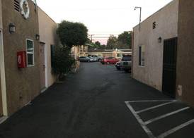 Mission Motel 4