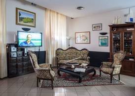 Mannu Hotel 4